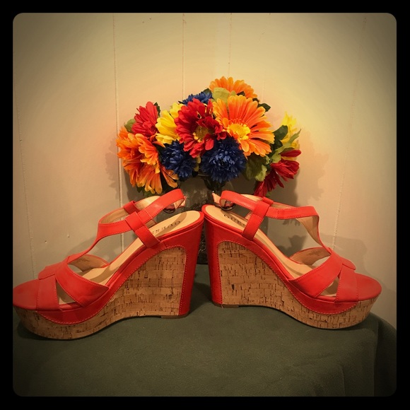 Guess Shoes - Guess Wedges Size 9.5